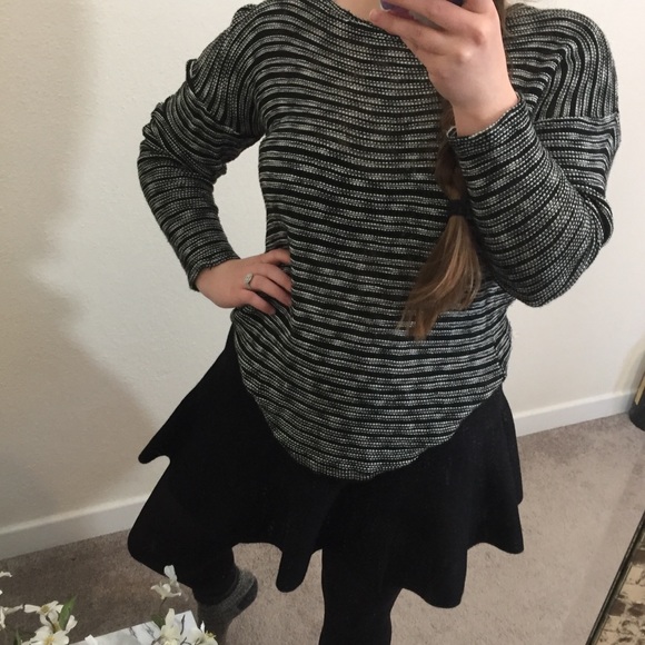 Knit top size small - Picture 5 of 8